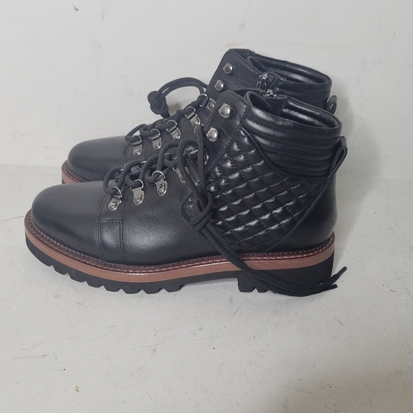 Blondo Helen Waterproof Hiker Boot in Black SZ 6.5 - Picture 4 of 8